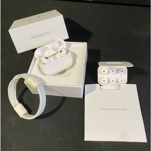 Apple air pods pro Gen 2